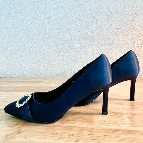 Women's 8US Pointed Toe Rhinestone Embellished Jewel Sapphire Blue Satin Pump - Picture 9 of 10